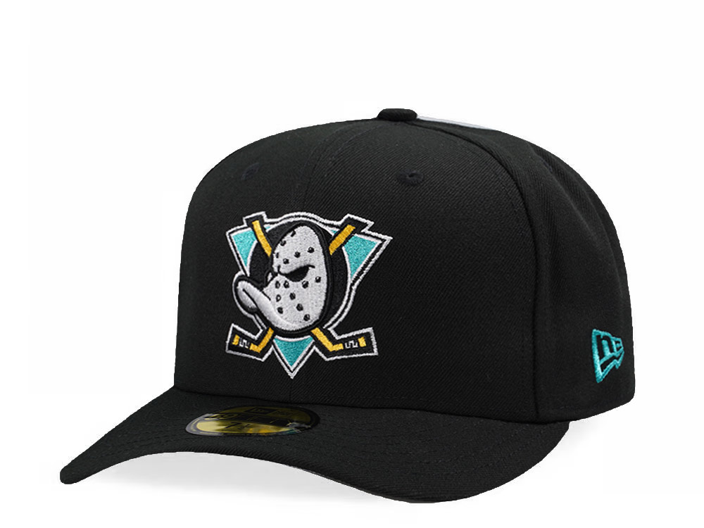 New Era Anaheim Ducks Black Classic Edition Pre Curved 59Fifty Fitted Cap
