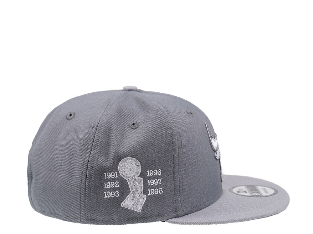 New Era Chicago Bulls 6x Champions Edition 9Fifty Snapback Cap