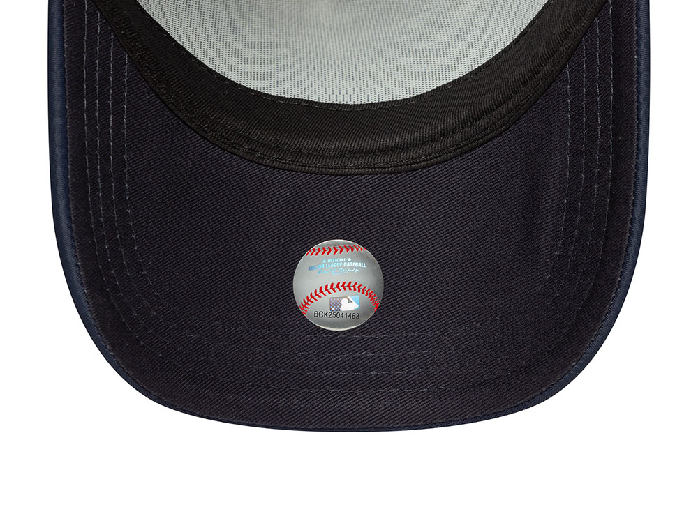New Era New York Yankees Script Navy 9Forty A Frame Trucker Snapback Cap