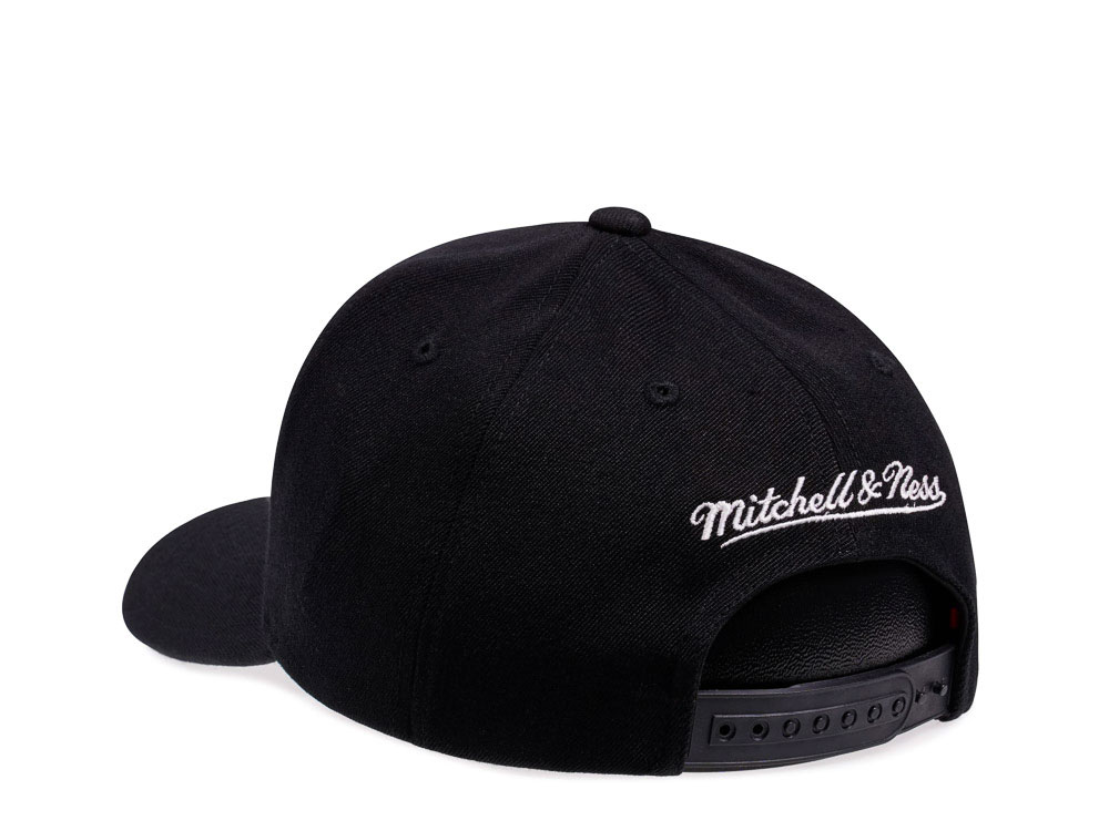 Mitchell & Ness Boston Celtics Casper Red Line Flex Snapback Cap