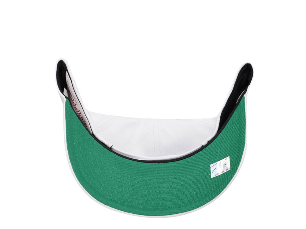 Mitchell & Ness Milwaukee Bucks All in Pro White Snapback Cap