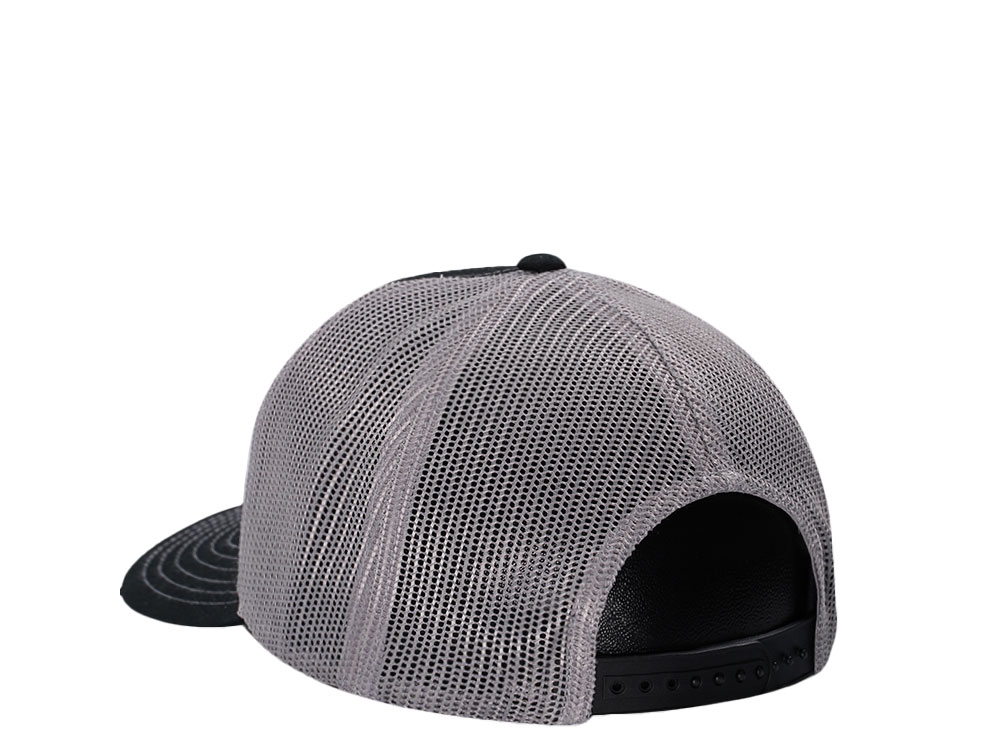 John Deere Quality Farm Vitnage Charcoal Trucker Snapback Cap